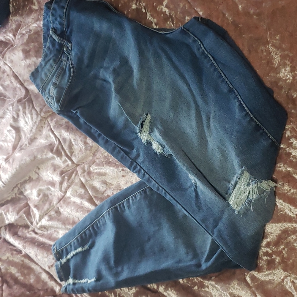 1822 denim 14w distressed skinny jeans
